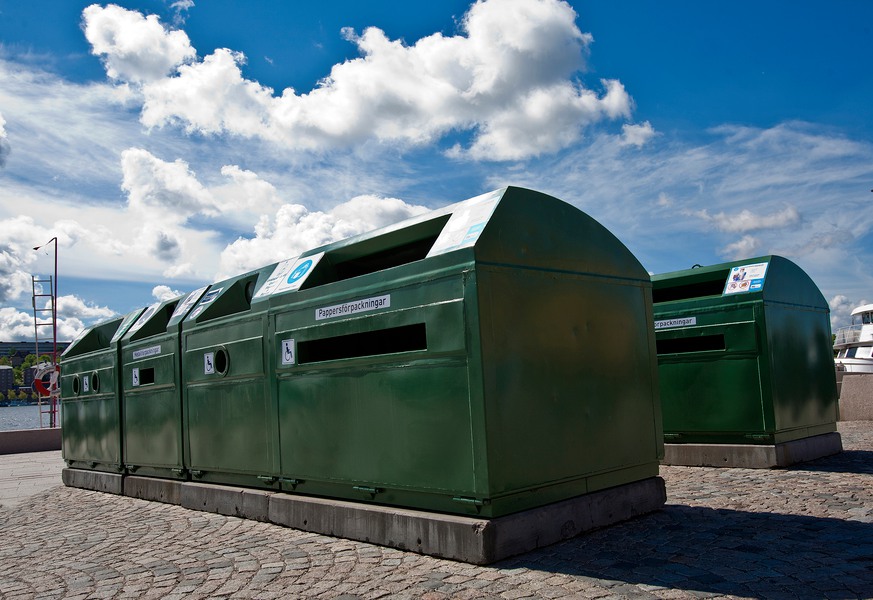 Bild på en återvinningsstation.